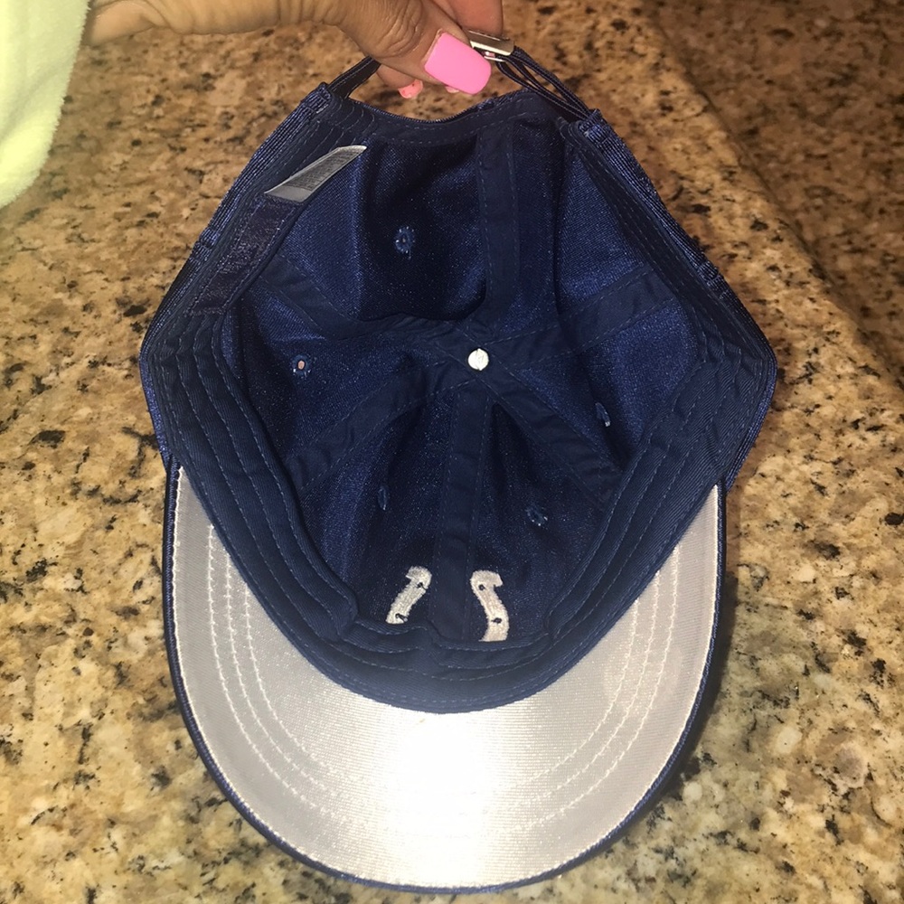 NFL Reebok Colts Hat - Picture 3 of 5
